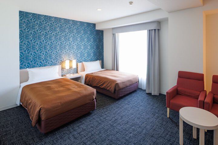 Room 6 of 20