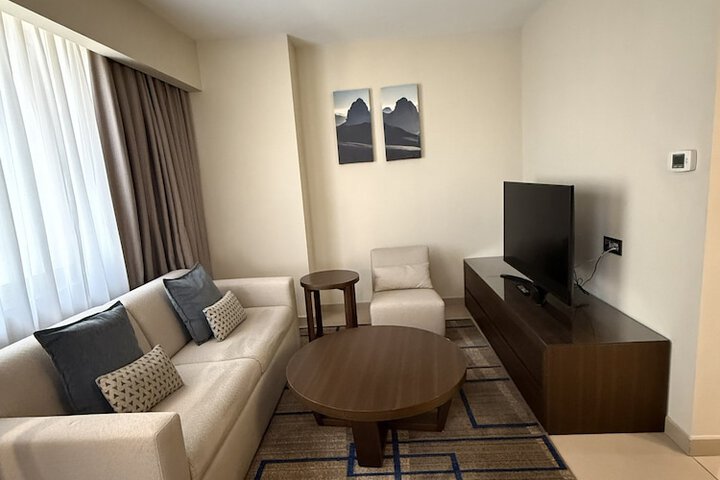 Room 13 of 26