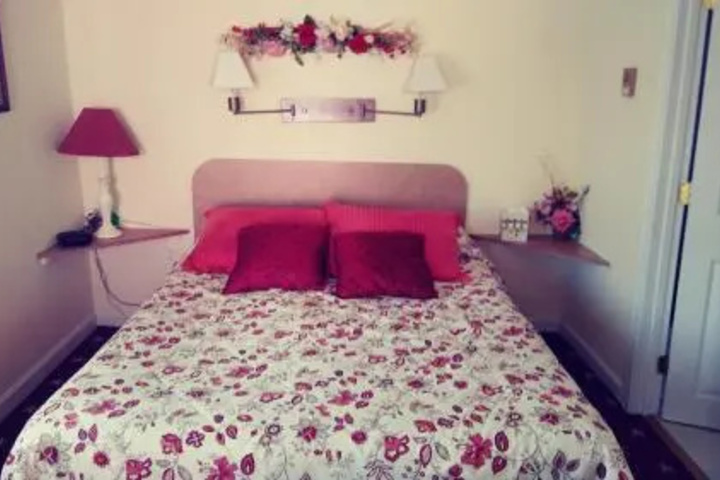 Room 3 of 3