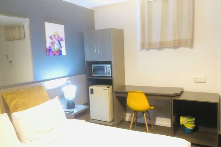 Room 15 of 78
