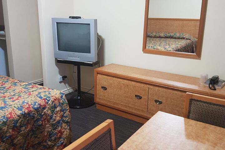 Room 19 of 31