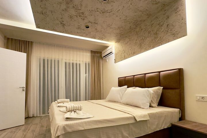 Room 50 of 121