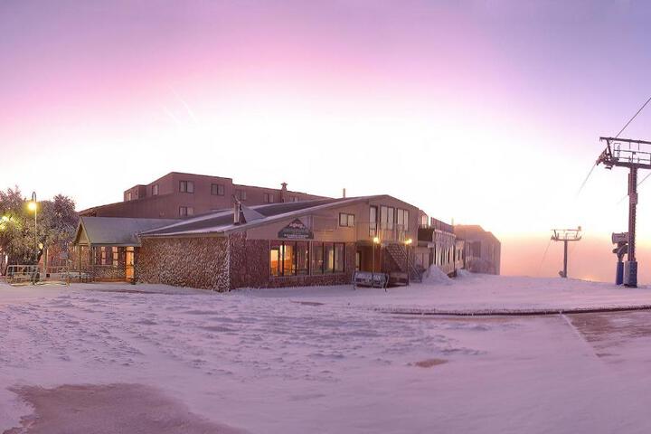 Hotel 3 of 67