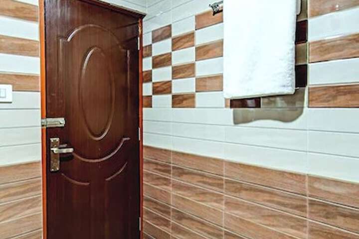 Room 42 of 51