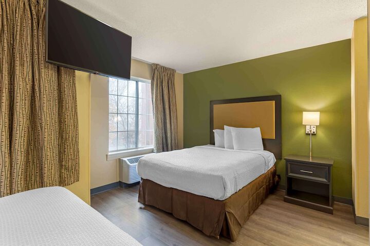 Studio 2 Double Beds (3 of 5)