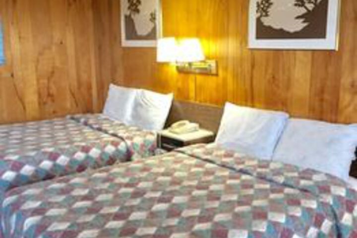 Room 5 of 17