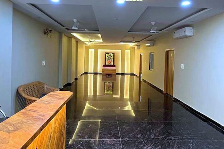 Hotel Vrinda Niddhivan- near Prem mandir