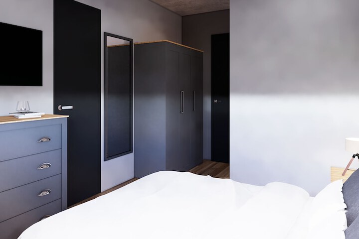 Room 12 of 20