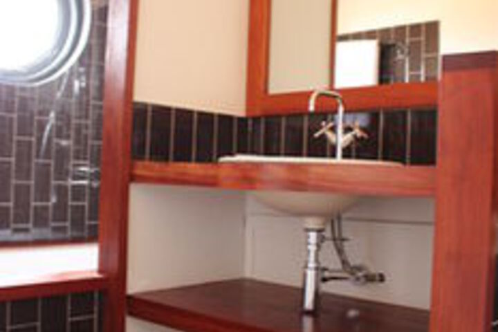 Room 12 of 40