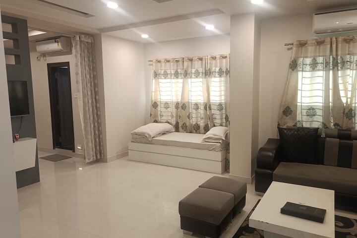 Room 57 of 81
