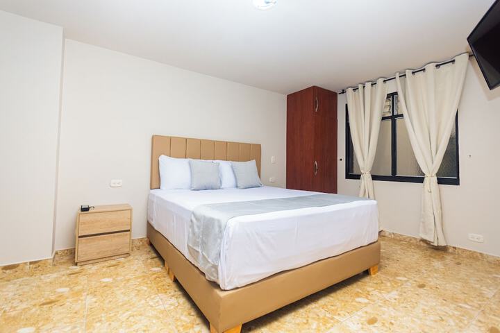 Room 6 of 26