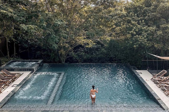 Pool 53 of 104
