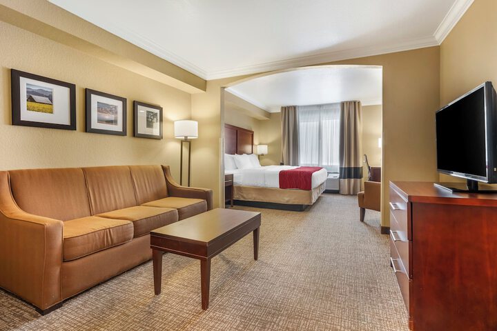 Room 14 of 70