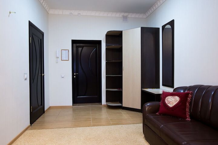 Room 10 of 63