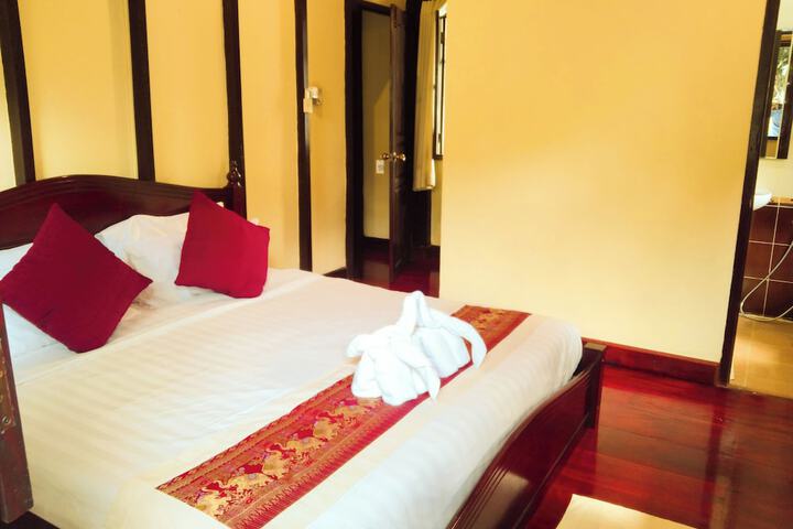Room 17 of 92