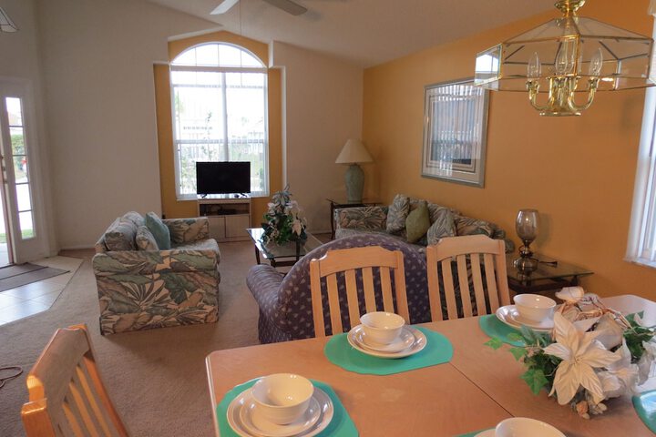 Room 14 of 25