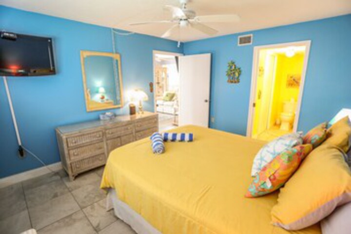 Room 13 of 14