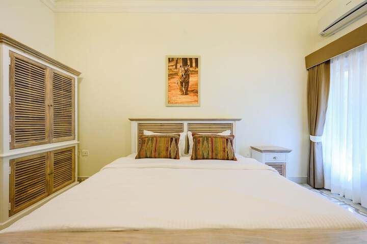 Room 7 of 40