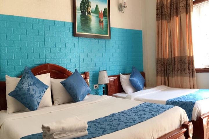 Room 28 of 40
