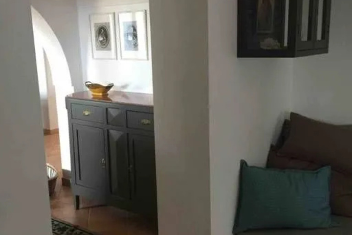 Room 3 of 10