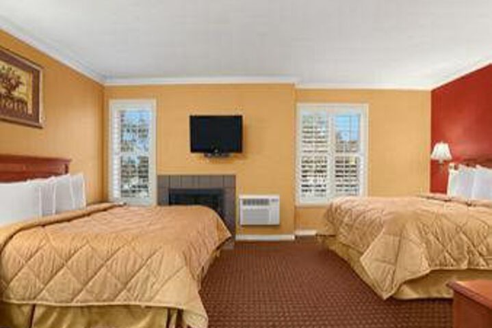 Room 25 of 64
