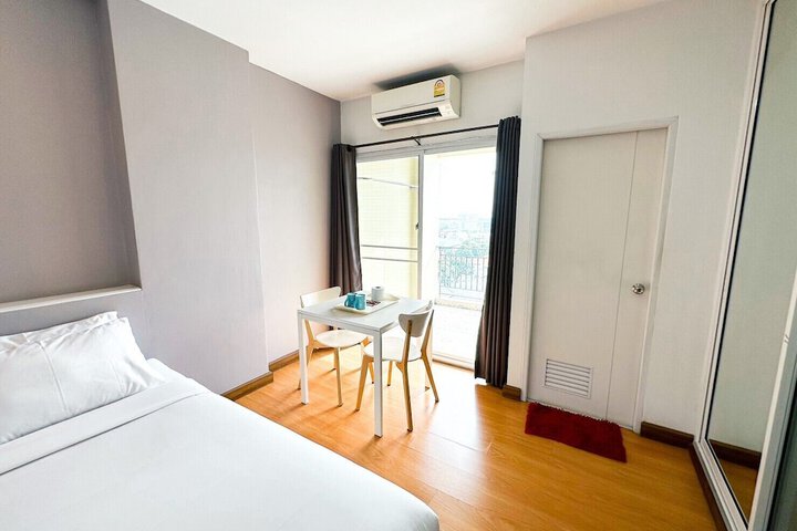 Room 14 of 25