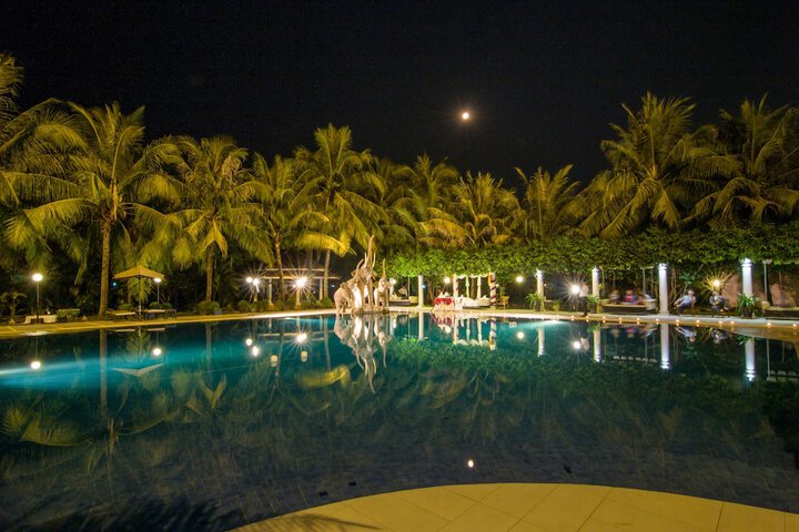 Pool 34 of 81