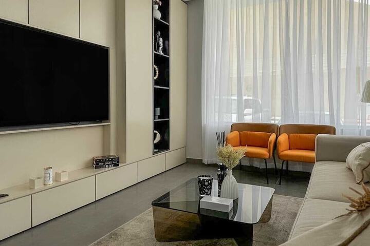 Room 19 of 40