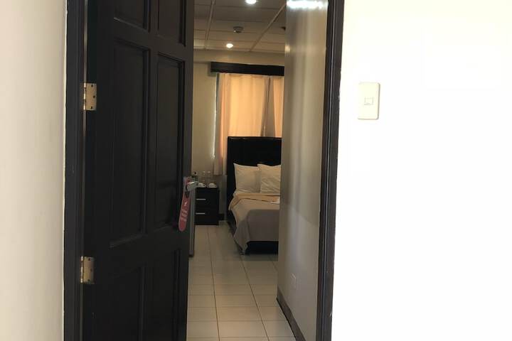 Room 16 of 36