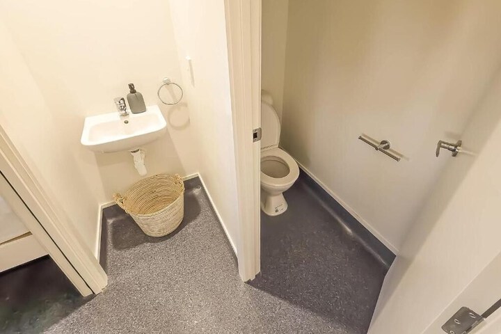 Room 49 of 58