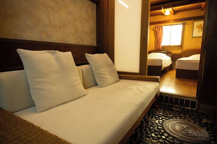Room 6 of 54
