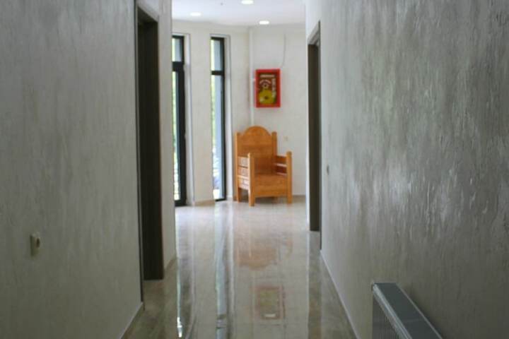 Ballroom/Hall 21 of 29