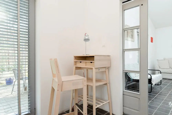 Room 2 of 13