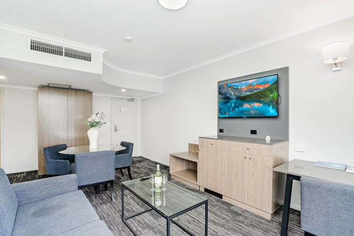 Room 3 of 42
