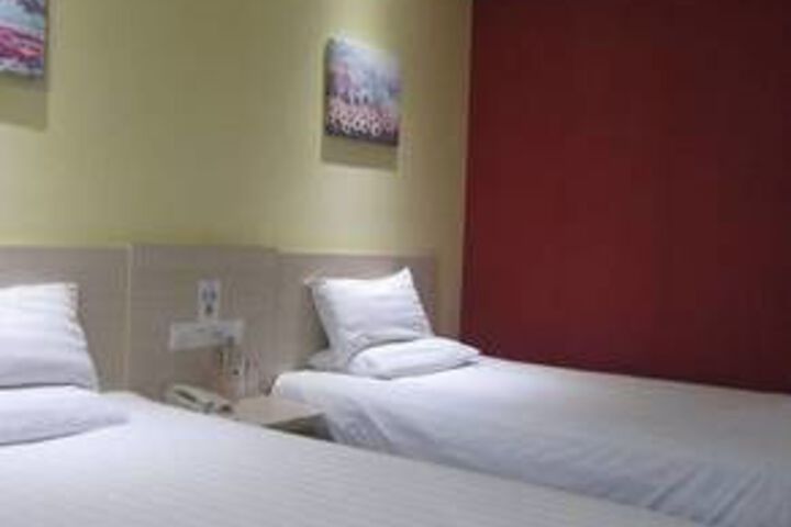 Room 41 of 61