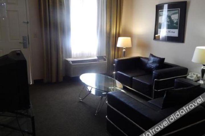 Hotel Interior 11 of 27