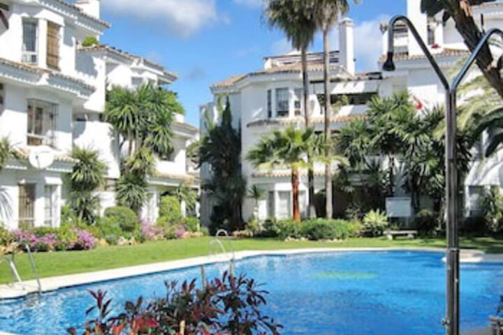 Image of TOWNHOUSE LOS NARANJOS