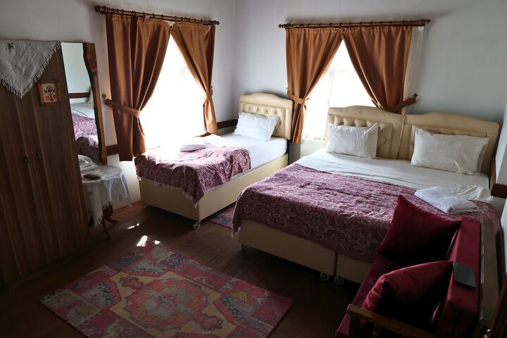 Room 22 of 39