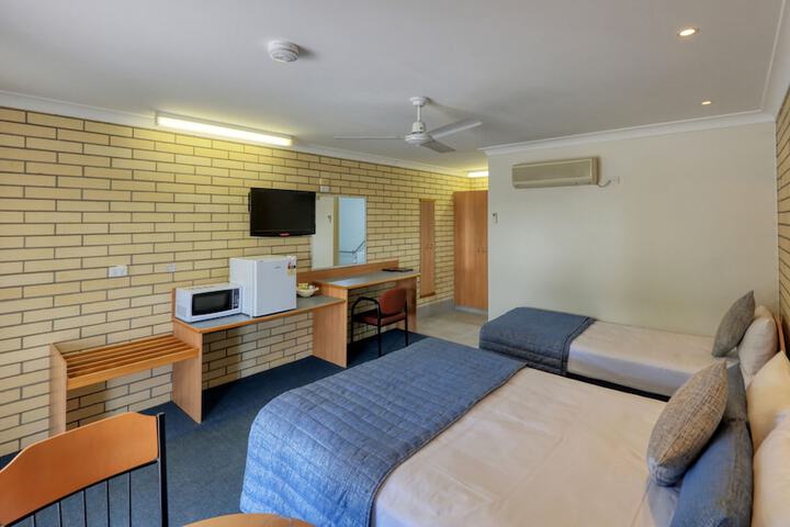 Room 8 of 45