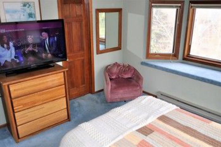 Room 71 of 195