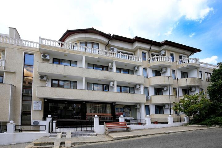 Hotel 33 of 35