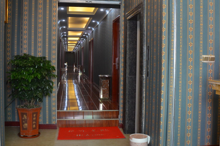 Hotel Interior 4 of 5