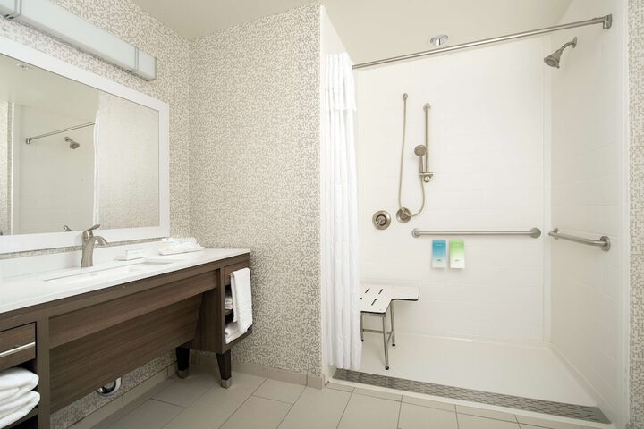 Bathroom shower
