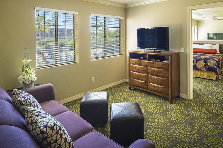Room 8 of 70