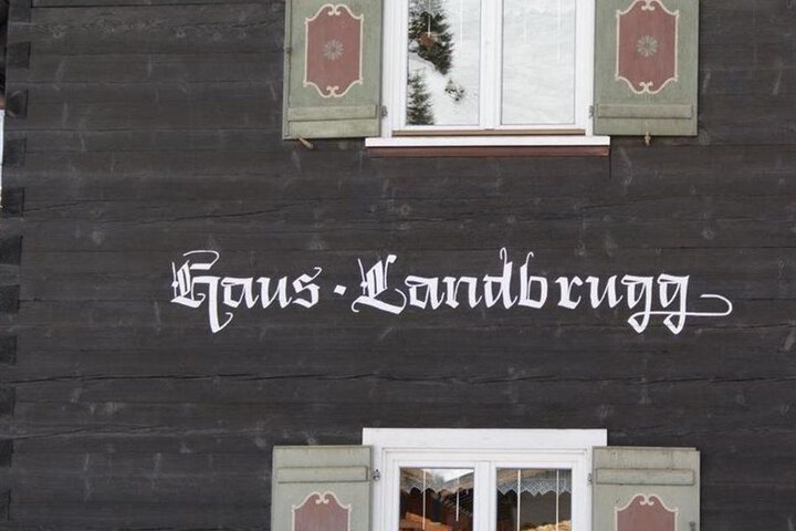 HAUS LANDBRUGG