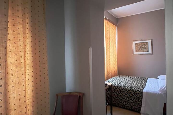 Room 40 of 81