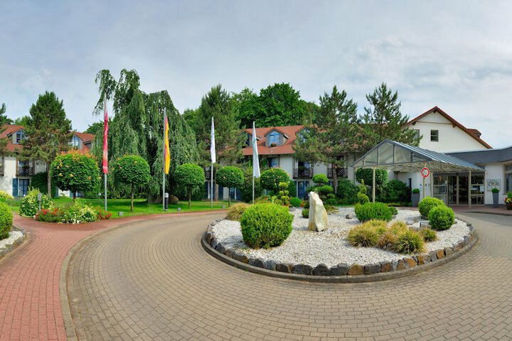 Hotel 70 of 71