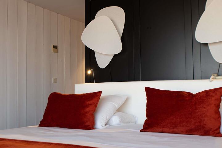 Room 10 of 67