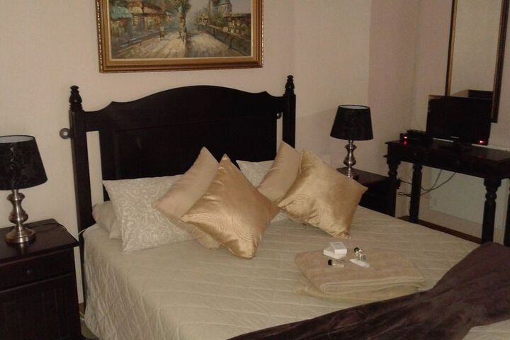 Room 4 of 20