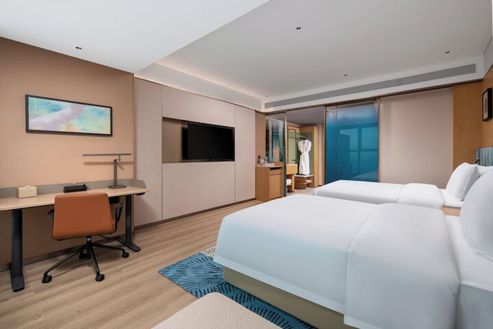 Room 34 of 98